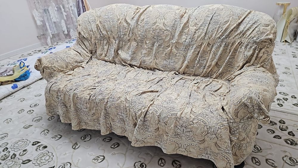 Продам диван российский б/у