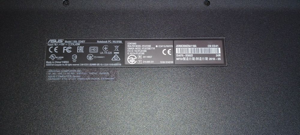 Лаптоп ASUS X540YA