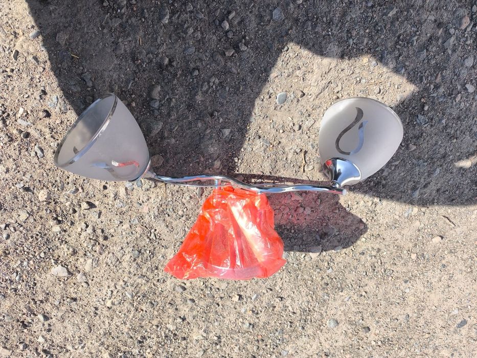 Продаю люстра средняя