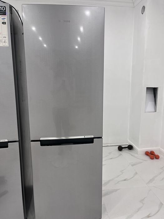 Холодильник samsung