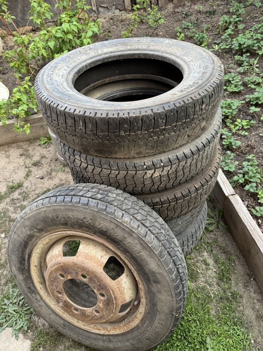 Продам шины на ГАЗЕЛЬ