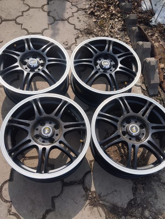 Диски легкосплавные.