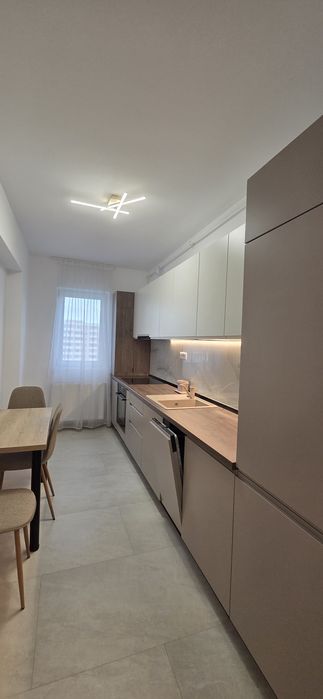Inchiriez apartament 2 camere  +loc parcare