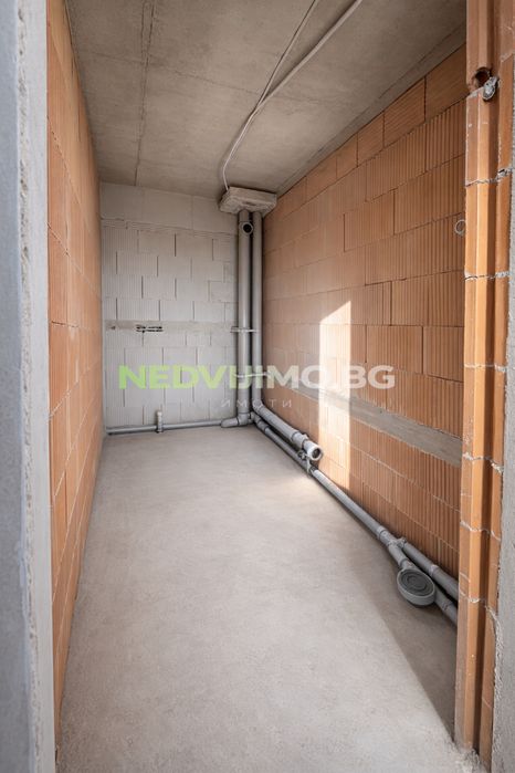 Продава се Тристаен апартамент в Варна, Генералите - 217 кв.м за 807 €/кв.м - Снимка #10