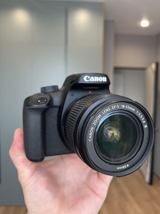 Canon 4000d продам