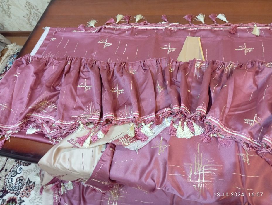 Парда сотилади холати зур