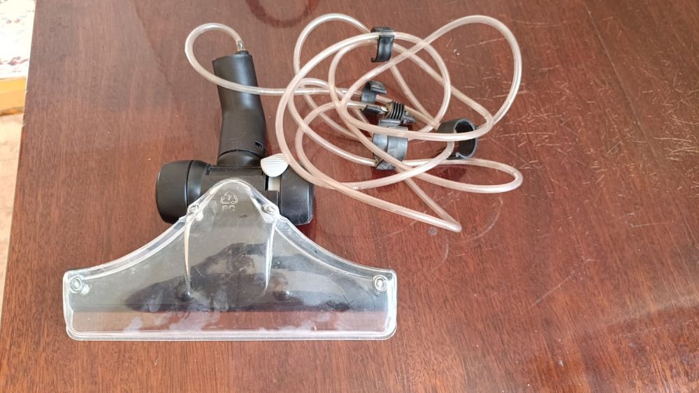 Моющий пылесос Vax 6131