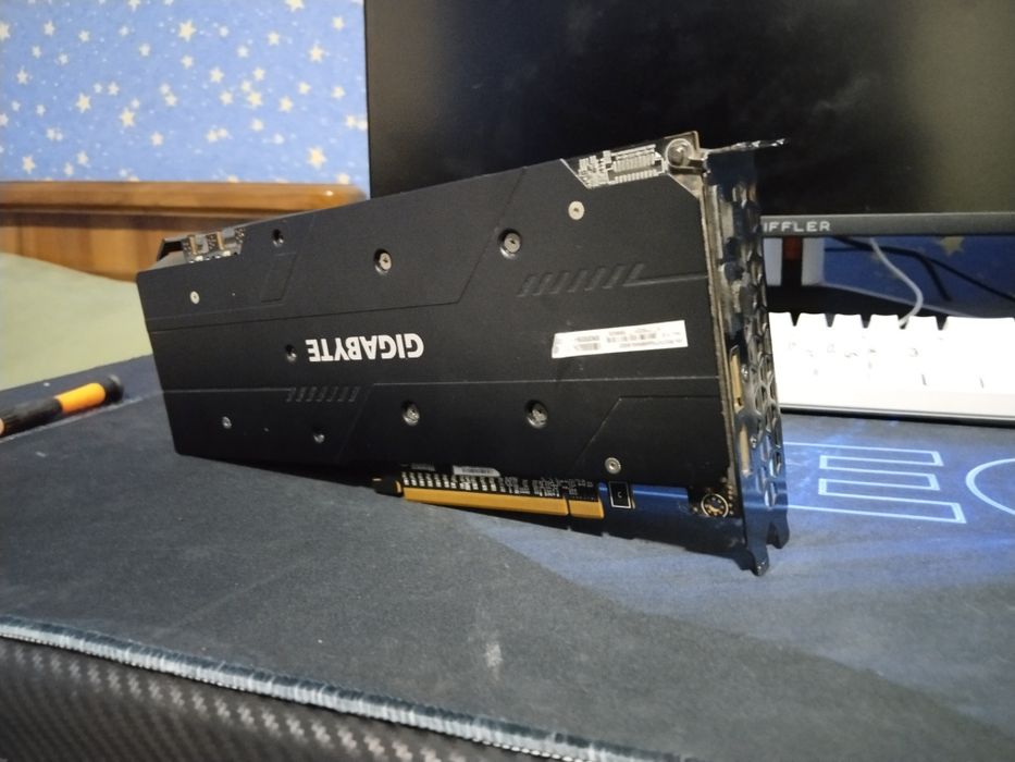 Видеокарта RX 5700 XT 8GB