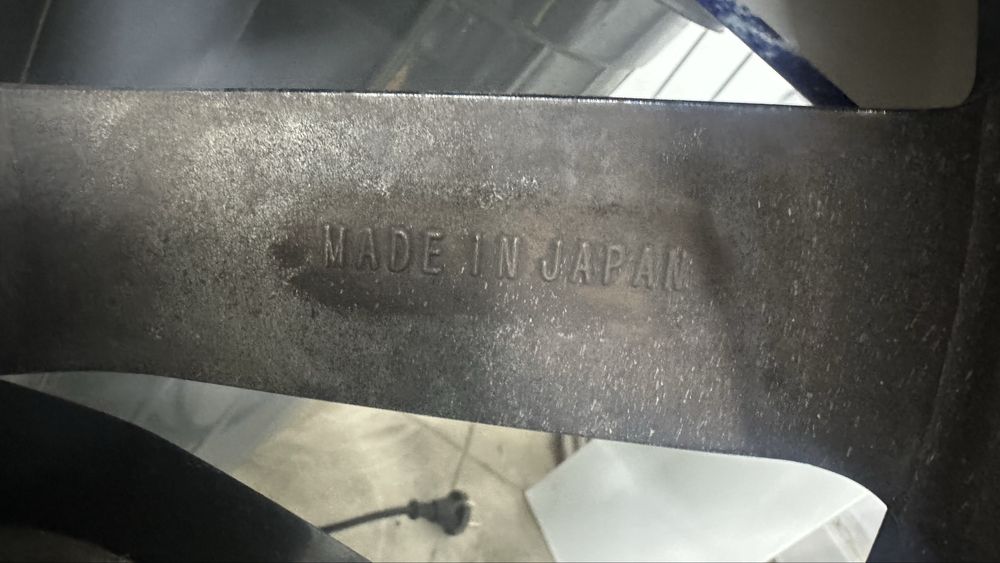 Продам диск в комплекте