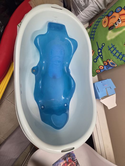 Корито за бебе със стойка