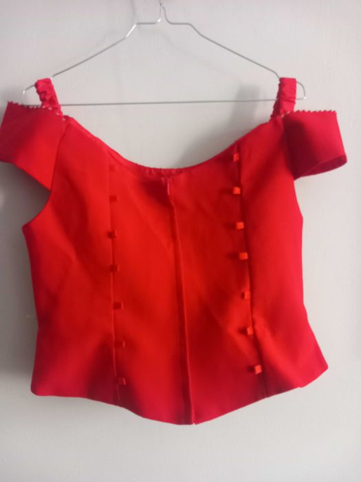 Елегантно бюстие. Размер 40, 42