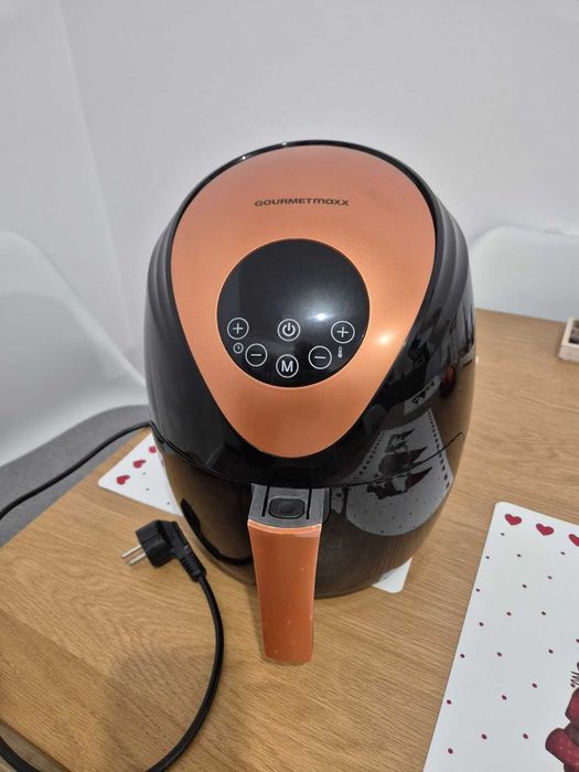 Air-fryer GourmetMaxx, afisaj digital, 7 programe presetate
