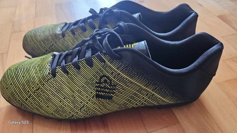 Футболни обувки-Бутонки Адмирал