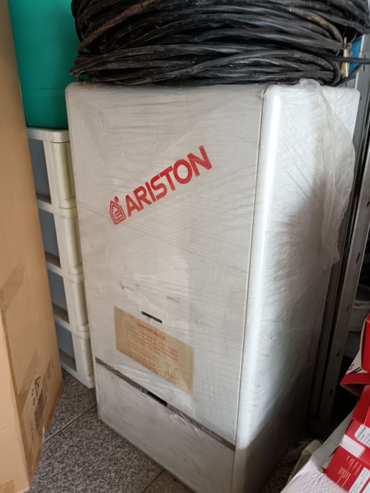 Газов котел:Аристон