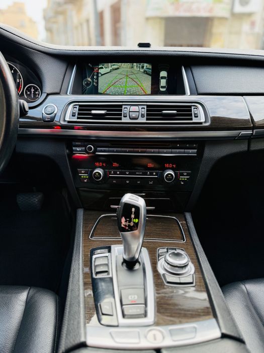 Bmw 730D Facelift , Camera , Perdelute , Keyless , Km Reali VARIANTE