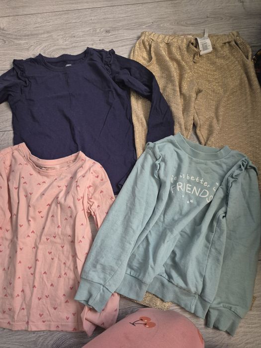 Дрехи за момиче 122-128 р-р