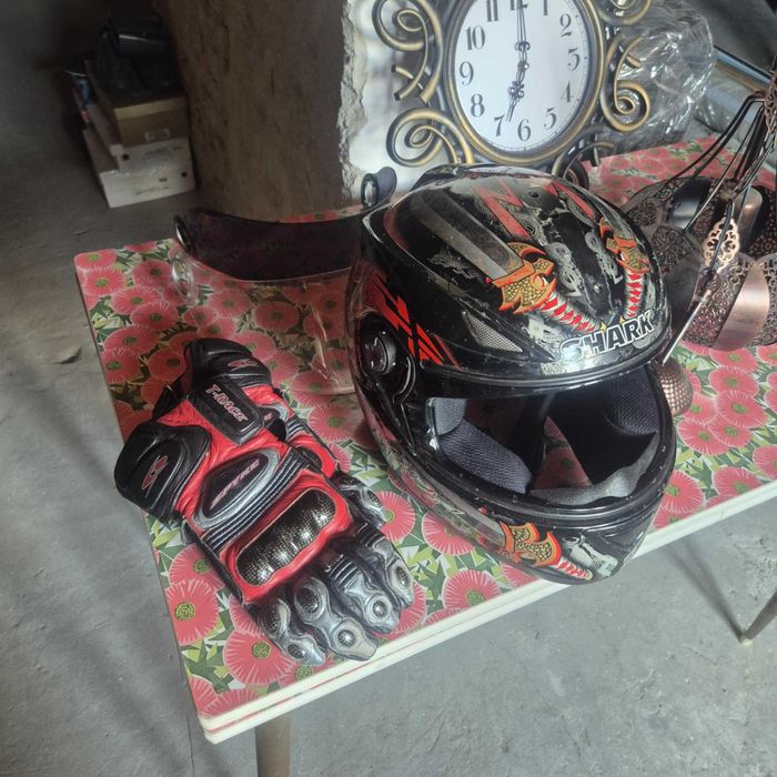 Мото каска SHARK