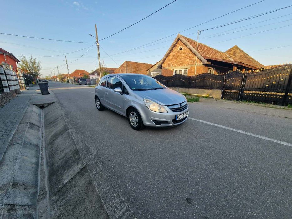 Vând Opel CORSA din 2007  recent adus din Germania