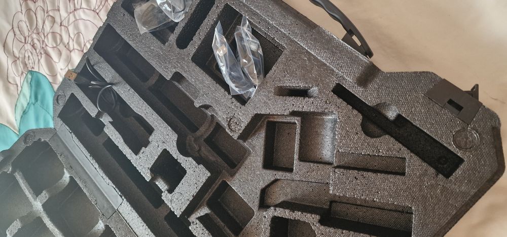 OFERTA! Vand urgent Gimbal Stabilizator DSLR