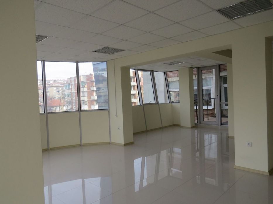 Офис в Велико Търново