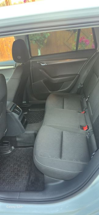 Vând Skoda Octavia
