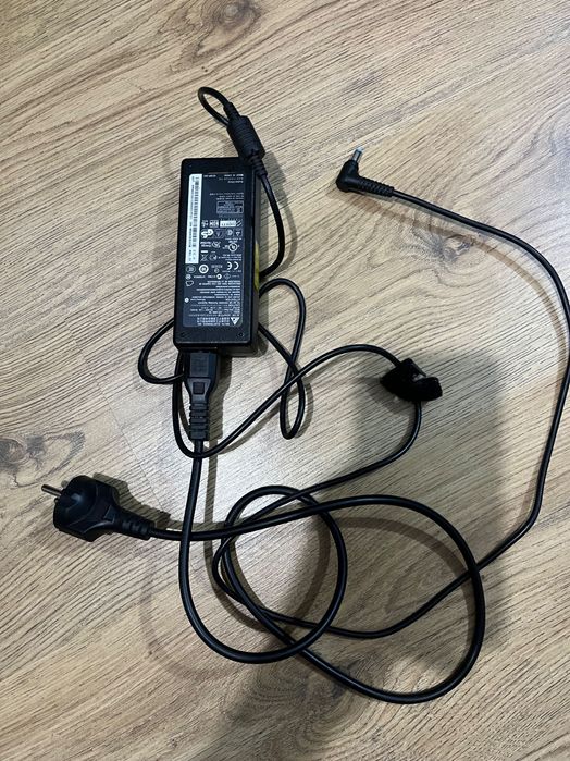 Laptop Acer Aspire E15 i3