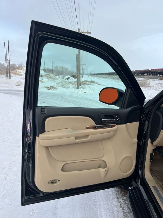 Chevrolet tahoe avalanche