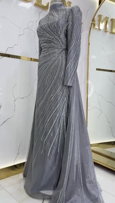 Срочно сотилади вечерний койнек