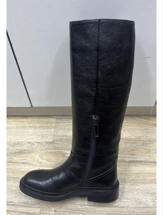 Новые зимние сапоги Basconi