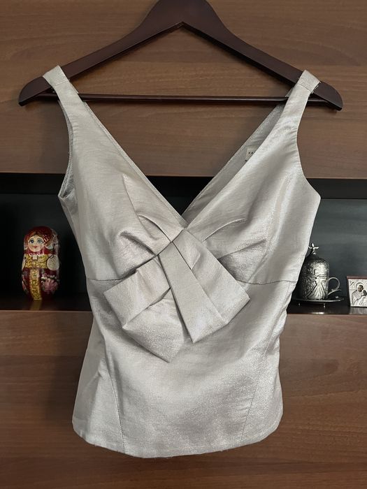 Ново бюстие/топ Karen Millen, нова тениска Armani Collezioni