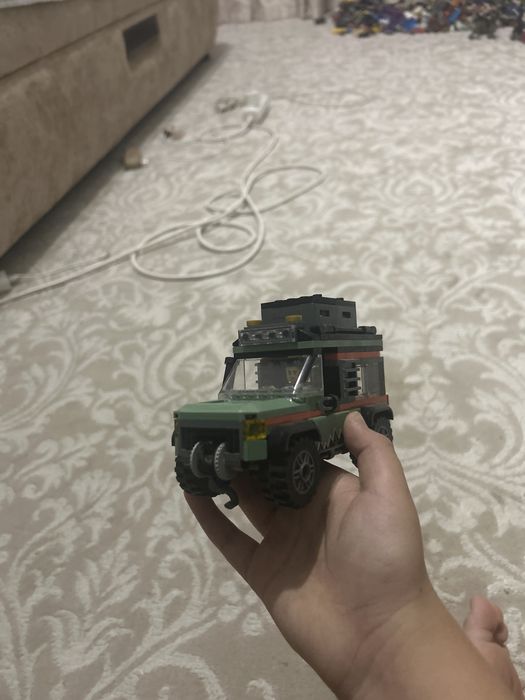 Продам лего джип оригинал