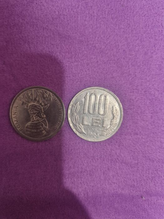 Vand monezi de 100 lei