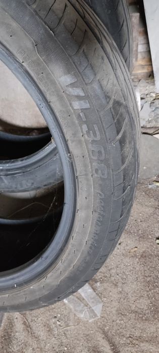 Продам 2  летние 225/45/17