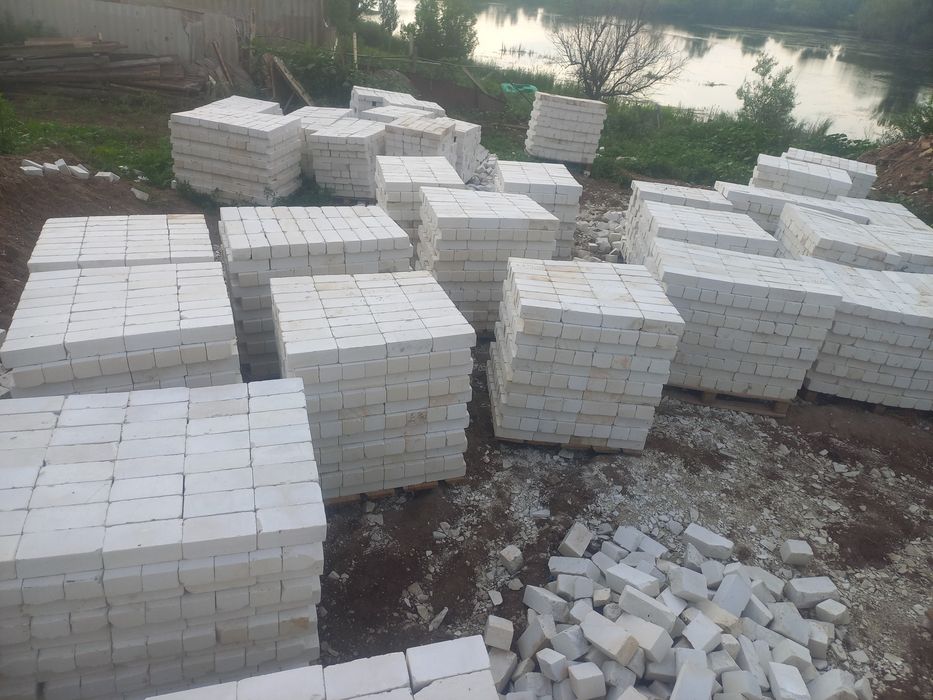 Продам кирпич цыликатный
