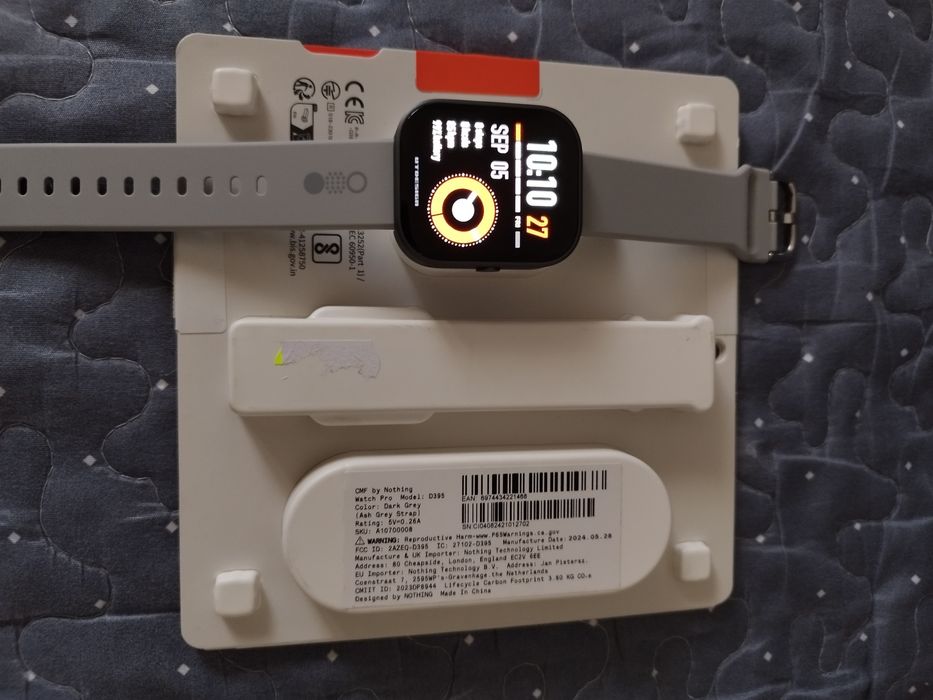 CMF phone și CMF smartwatch