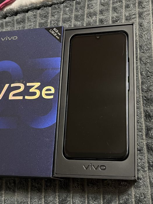 Продам Vivo V23e 8/128 ГБ