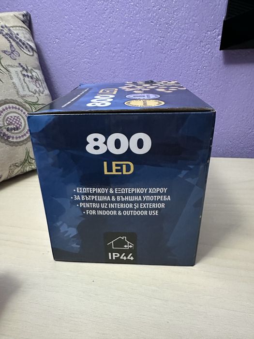 Instalatie cu 800 leduri