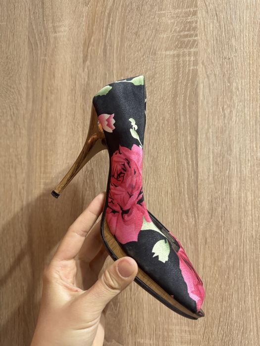 Туфли-басоножки на шпильке