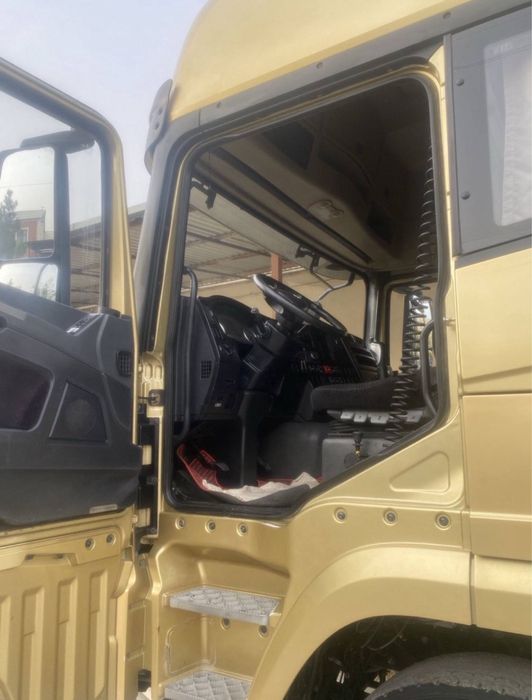 ТЯГАЧ Shacman Х3000 МЕТАН 2022-год