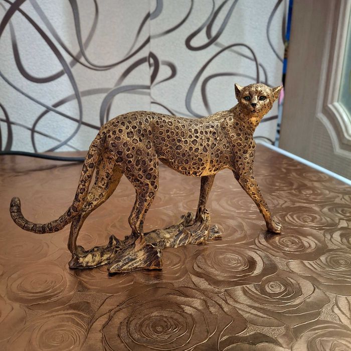 статуэтки разные