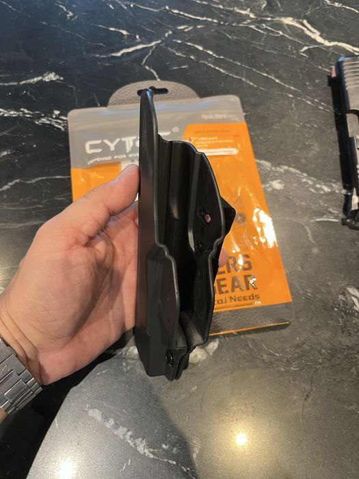 кобур за вътрешно носене Cytac за Glock 19