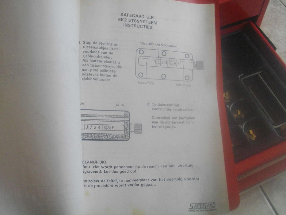 Автосервизен Пневматичен К-т Гравиране Номер/Греда/ Тресчотка STANLEY
