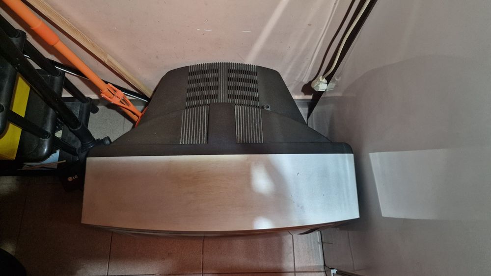 Телевизор LG  с кинескоп