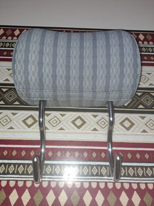 Мерседес 124 подголовник салон