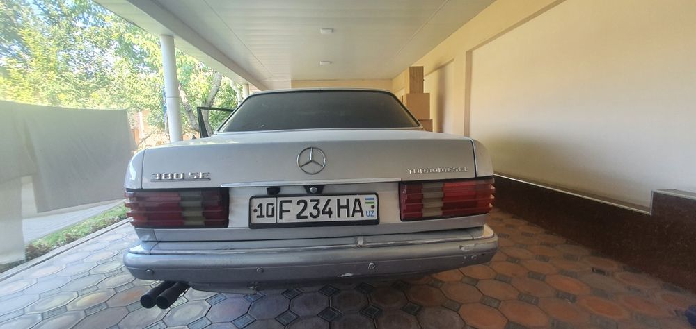 Mercedes Benz w126