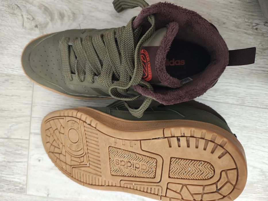 Маратонки Adidas, зимни, 39
