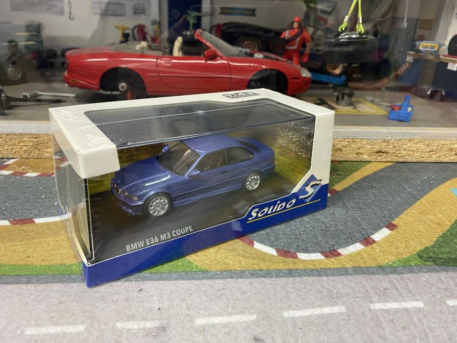 BMW E36 M3 COUPE machetă auto scara 1:43 (10 cm) albastru SOLIDO