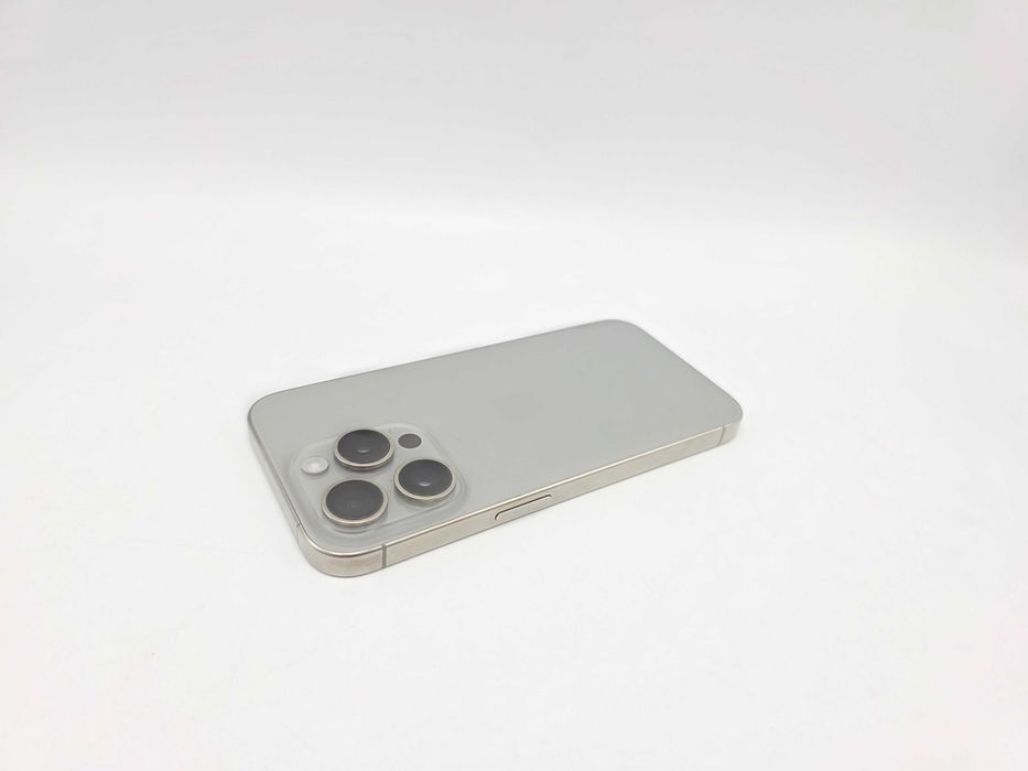 iPhone 15 Pro Natural Titanium 128 Gb Neverlocked Bateria 90%