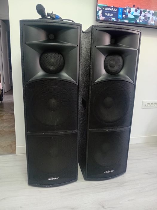 Boxe muzica, detalii telefon