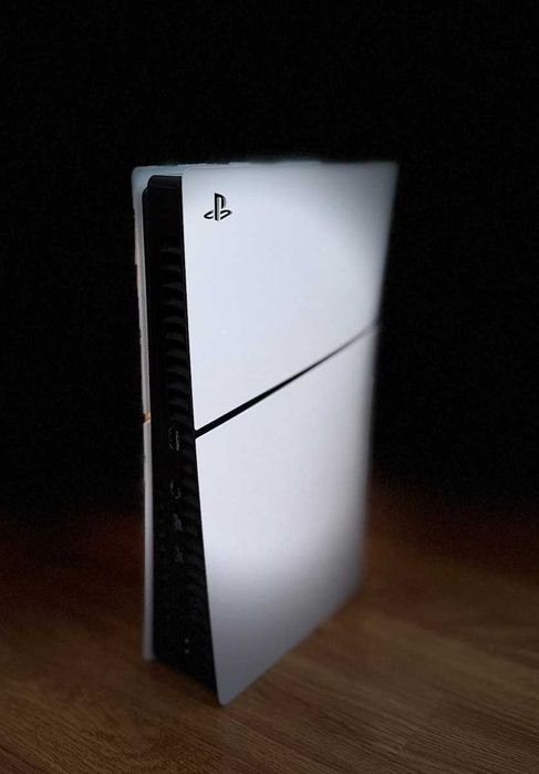 PS5 Slim Digital Edition 1TB + 2 controllere + Garanție 2027